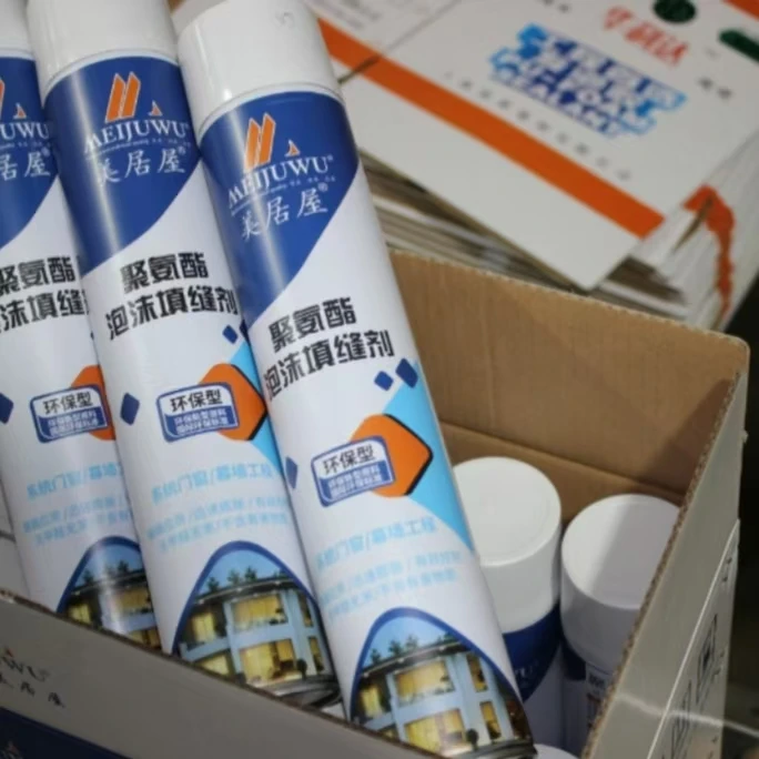 750ml Polyurethane Liquid Construction Expansion Foam Economical Price for Installation Woodworking and Packing Work