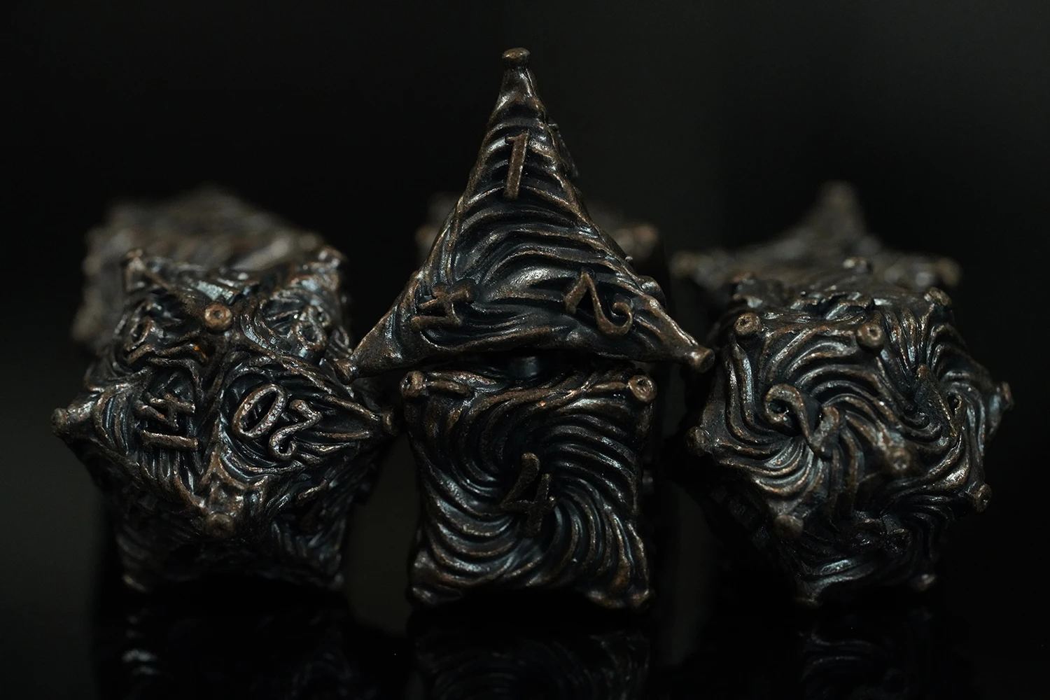 7pcs Polyhedral Dungeons and Dragons RPG Dice Set Black Copper Stripe Metal DND Games Usage manufacture