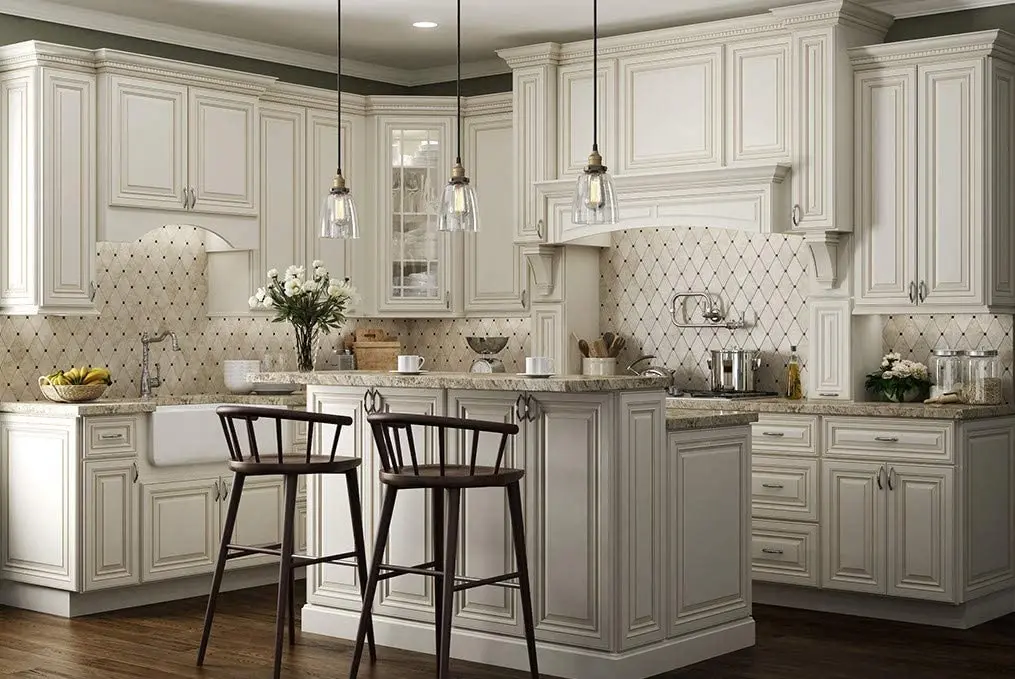 White Classic Style Kitchen Cabinet Solid Wood Kitchen Cabinet With Island Set factory