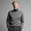 Gris oscuro