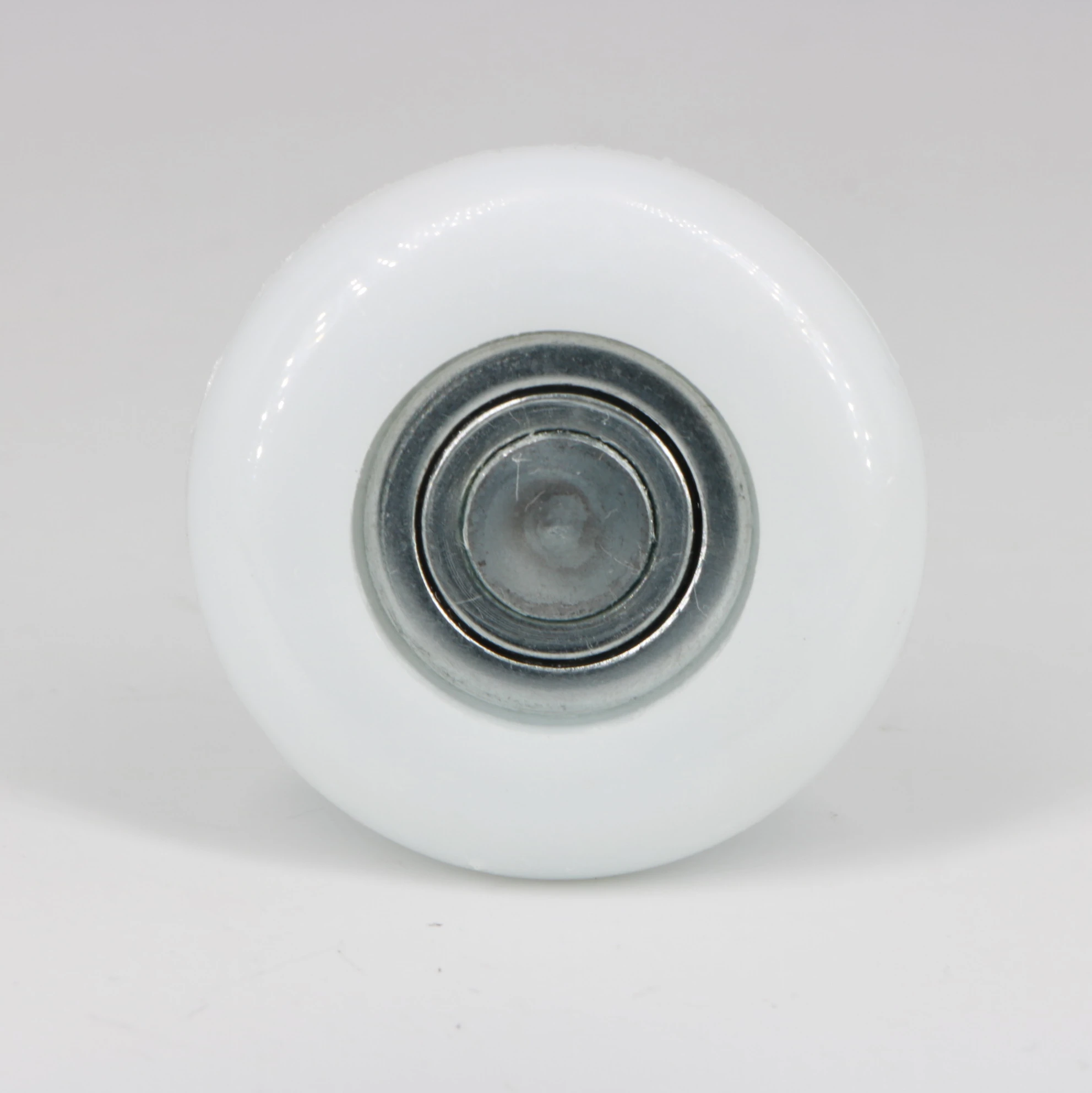GULI  New Stock Arrival Nylon White Load Bearing  Guidance Use for Garage Door Garage Door Wheel supplier