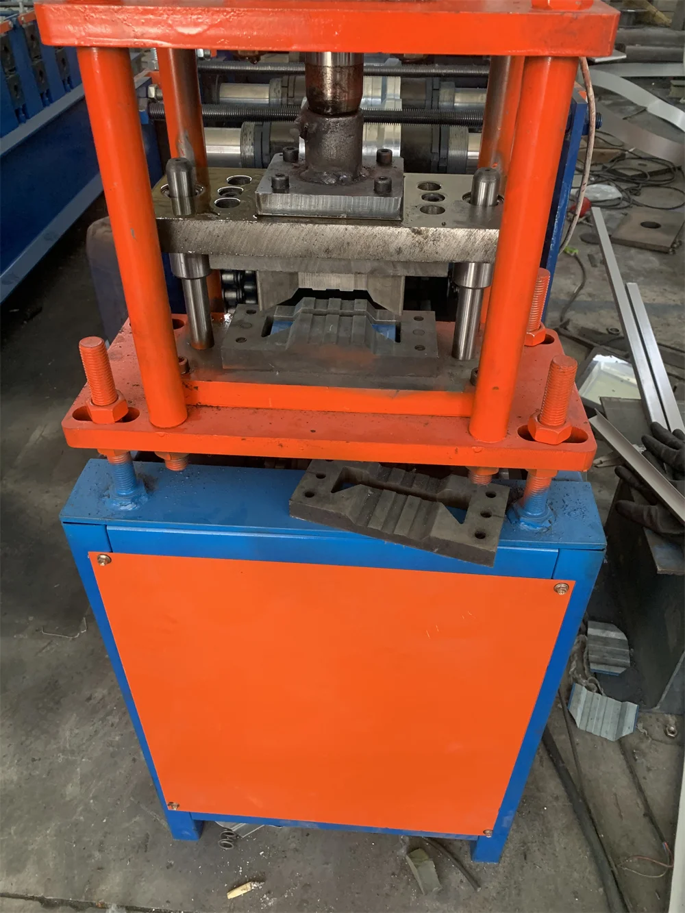 Metal Palisade Making Machine Fence Sheet Roll Forming Machine for Stockade Making