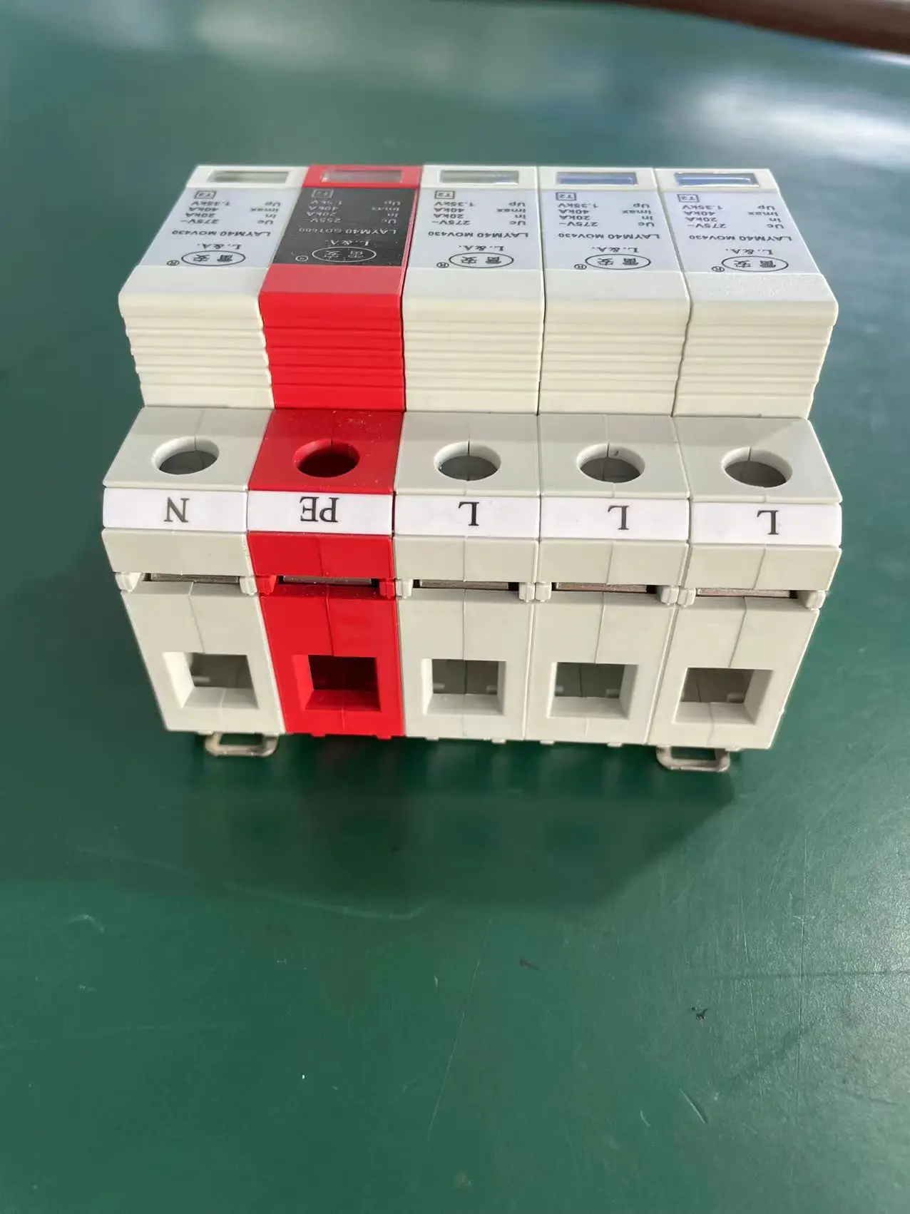 Class 2 40ka 275V  AC SPD