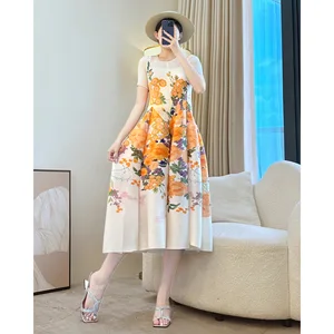 Miyake Pleated Dress with French Print Design Summer Short-sleeved New Style Cake Dress and Long Dress for Women