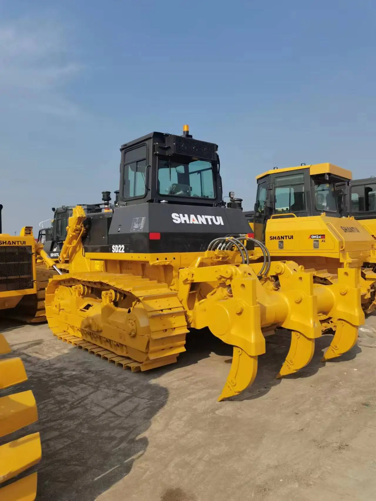 220hp Shantui Dozer Bulldozer Tractor Crawler Bulldozer Sd22 For Sale ...