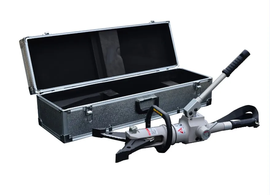 Hydraulic Extrication Combi Tool Integrated with Hand Pump