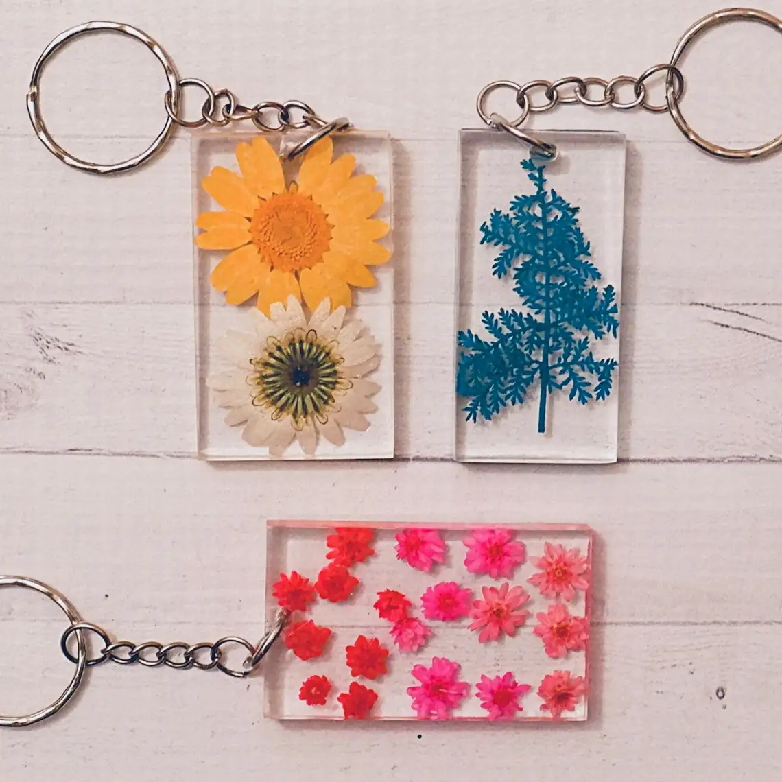 crafcan Resin Real Flower Keychain, Pack of 1 Key Chain Price in India -  Buy crafcan Resin Real Flower Keychain