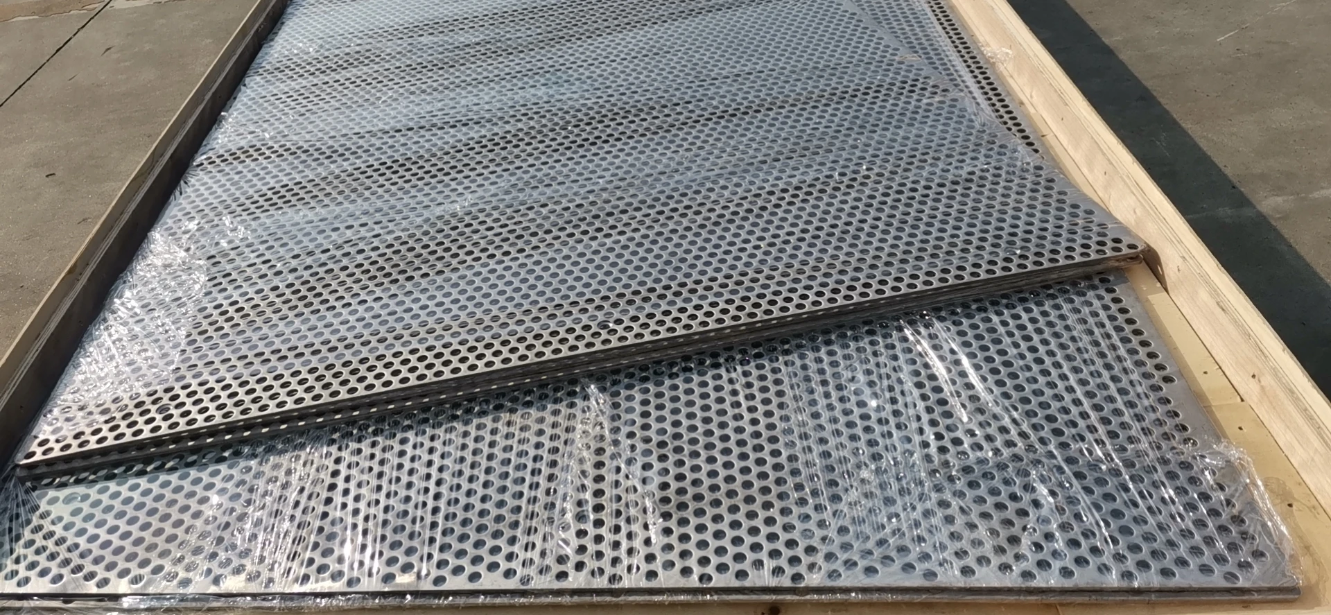 Decorative Punched Perforated Metal Stainless Steel Sieve Sheets/plates ...