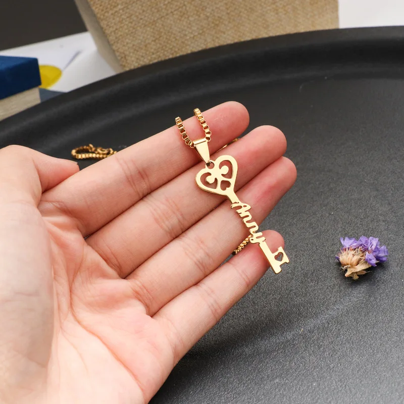 Custom Personalized Stainless Steel Key Design Name Pendant Necklace Fashion Accessory