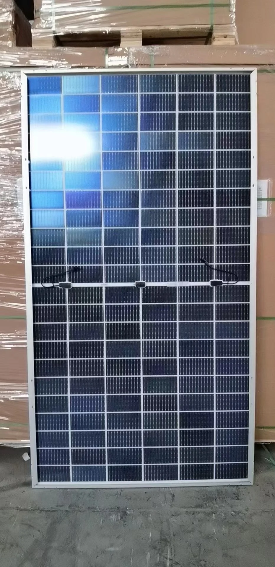 Jingsun Manufactures 210MM Bifacial 700w Solar Panels 700 Watt 132Cells Photovoltaic Solar Panel