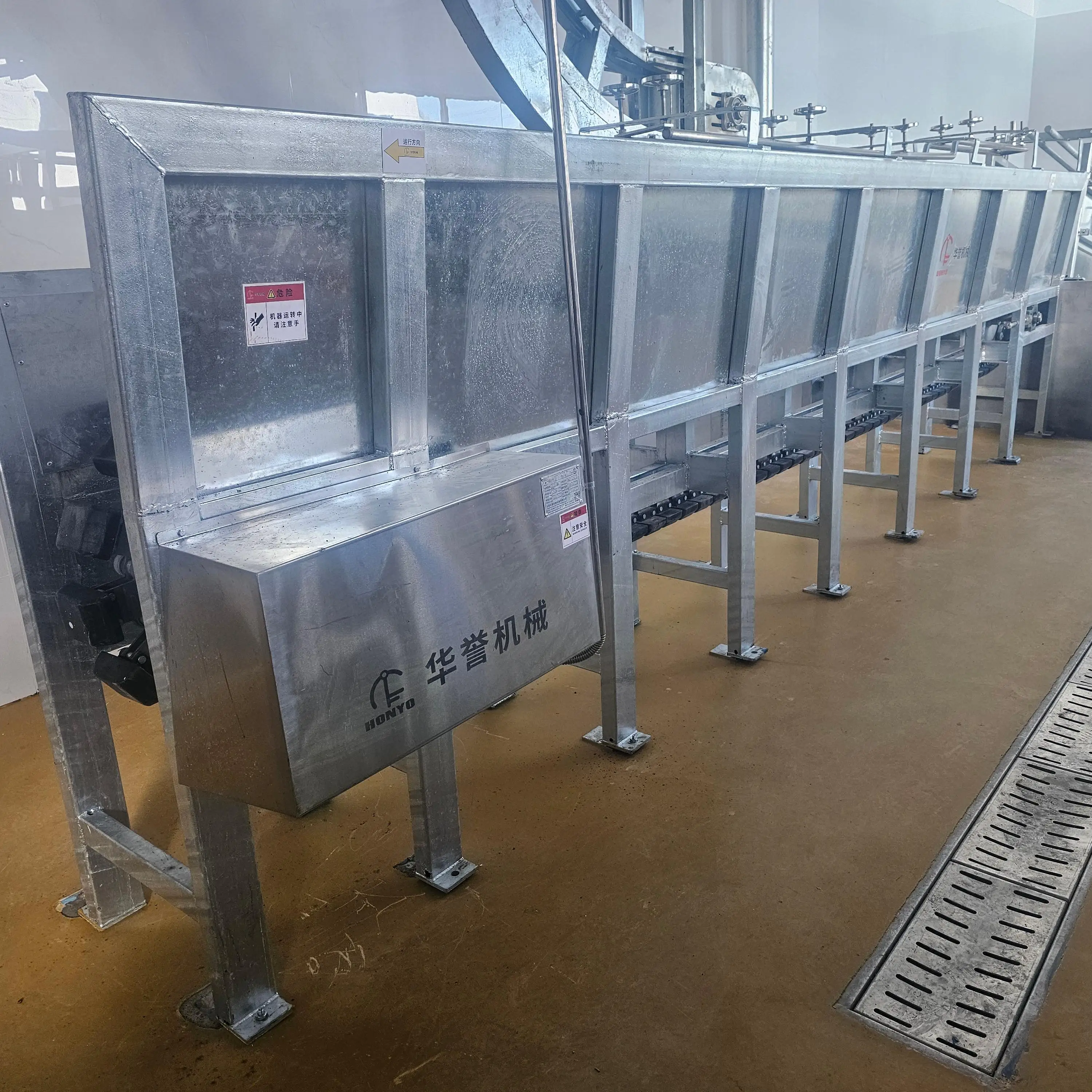 Complete turnkey pig slaughtering production line stainless steel 304 pig slaughterhouse mechanical pig slaughtering processing system