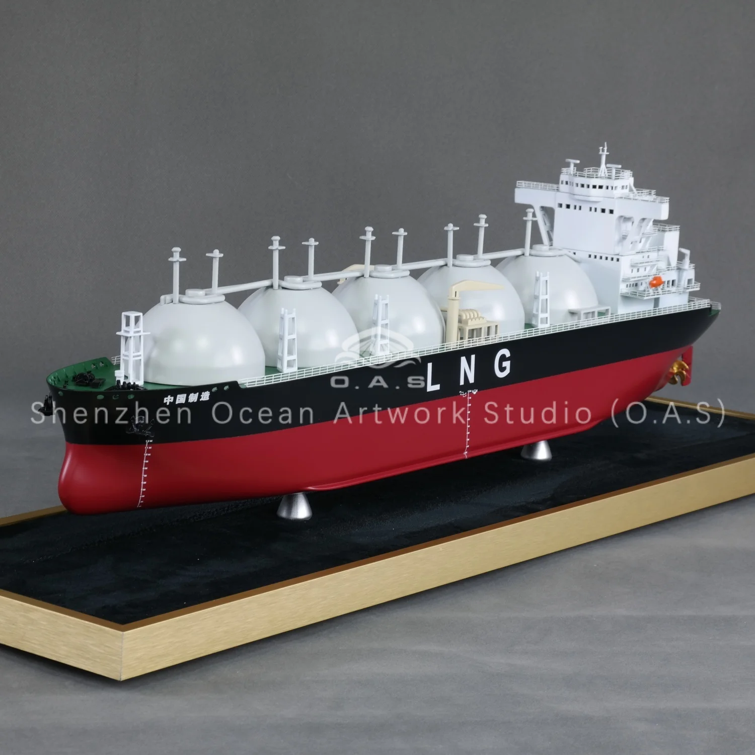 【L】O.A.S Factory  Handmade High Quality Gas Tanker Ship Model Customized 65cm Zgzg Lng Carrier Ship Model for Business Gifts