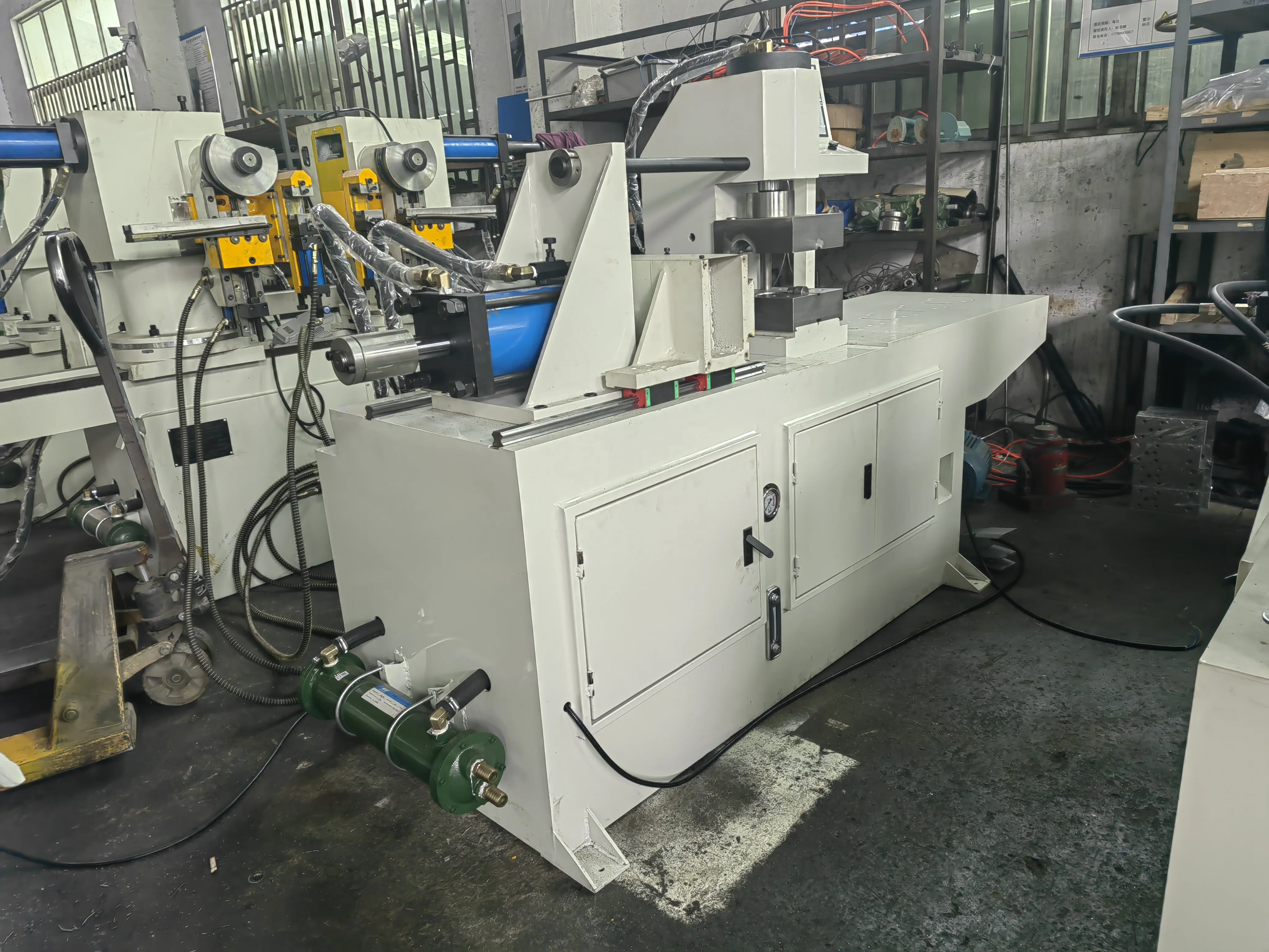 Hydraulic End Forming Machine Pipe Tube End Forming Machine SS MS CRS Pipe TM80NC End Finishing Machine