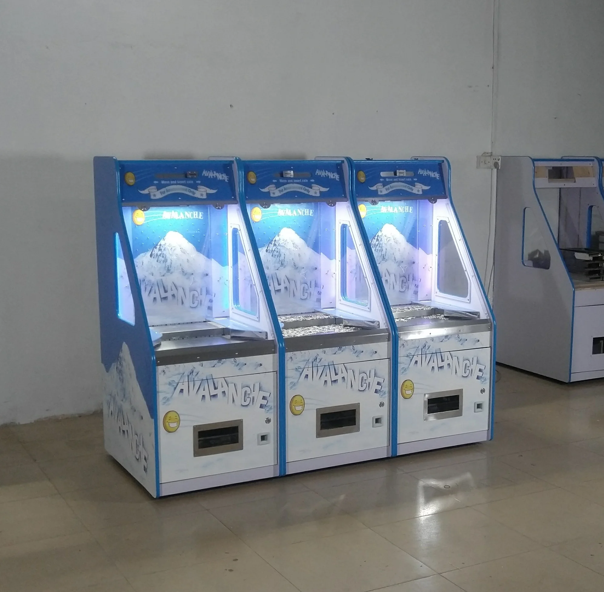 Factory Design Mini Coin Operated Push Coin Quarter Game Machine Pusher