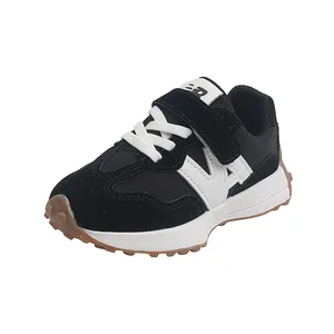 Wholesale Trendy Designer Mesh Breathable Girl Sneakers Anti Slip Kids' Sport Shoes Leisure Fashion Shoes for Boy