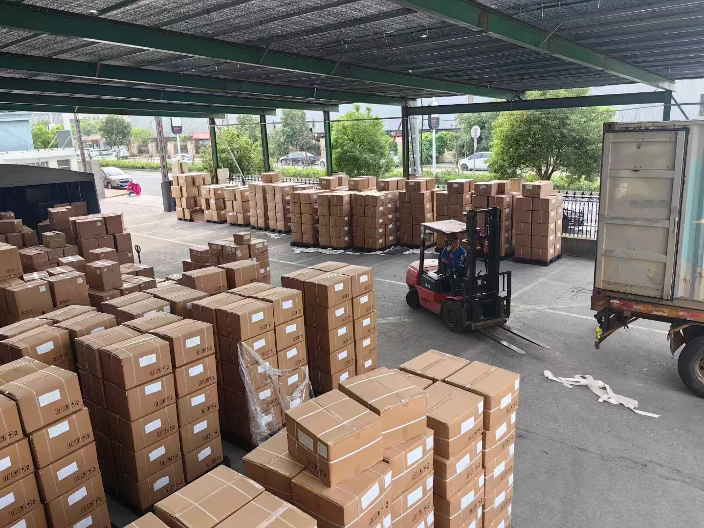 Luohe Hongyuan Hair Products Co., Ltd.