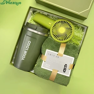 Customized Logo Accompaniment Gift Box Holiday Wedding Birthday Souvenir Set Made of Plastic