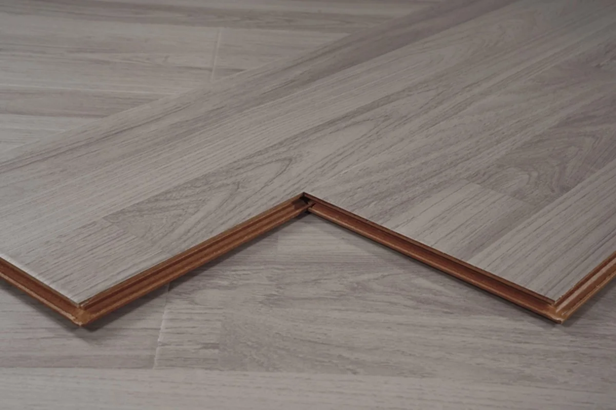 Professional Anti Slip Customizable 12mm Thickness Floor Laminate