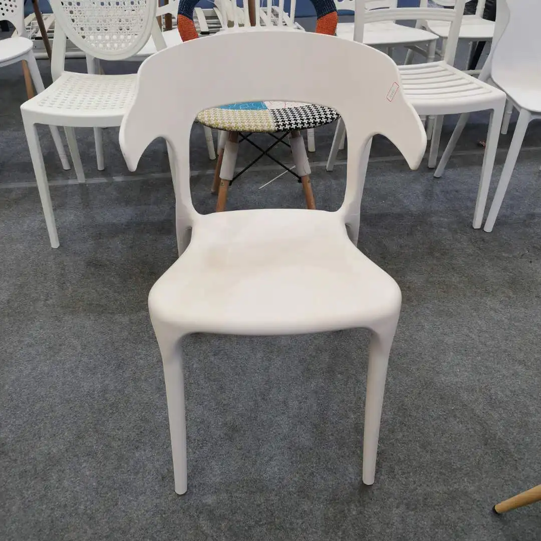New Design White Color PP Dinning Chair