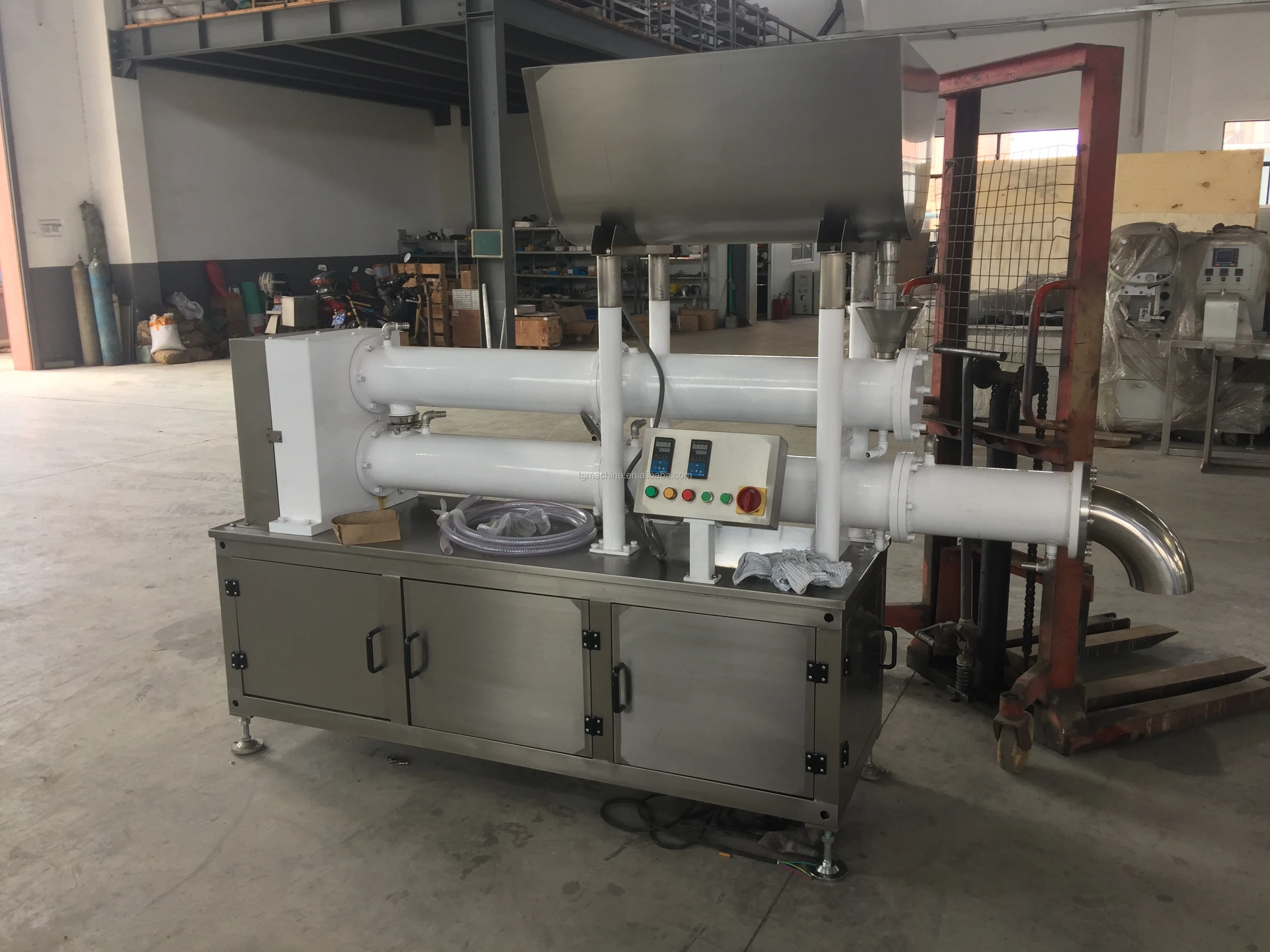 Small Capacity Fondant Candy  Machine Soft Sweet Jam Machine for Sale