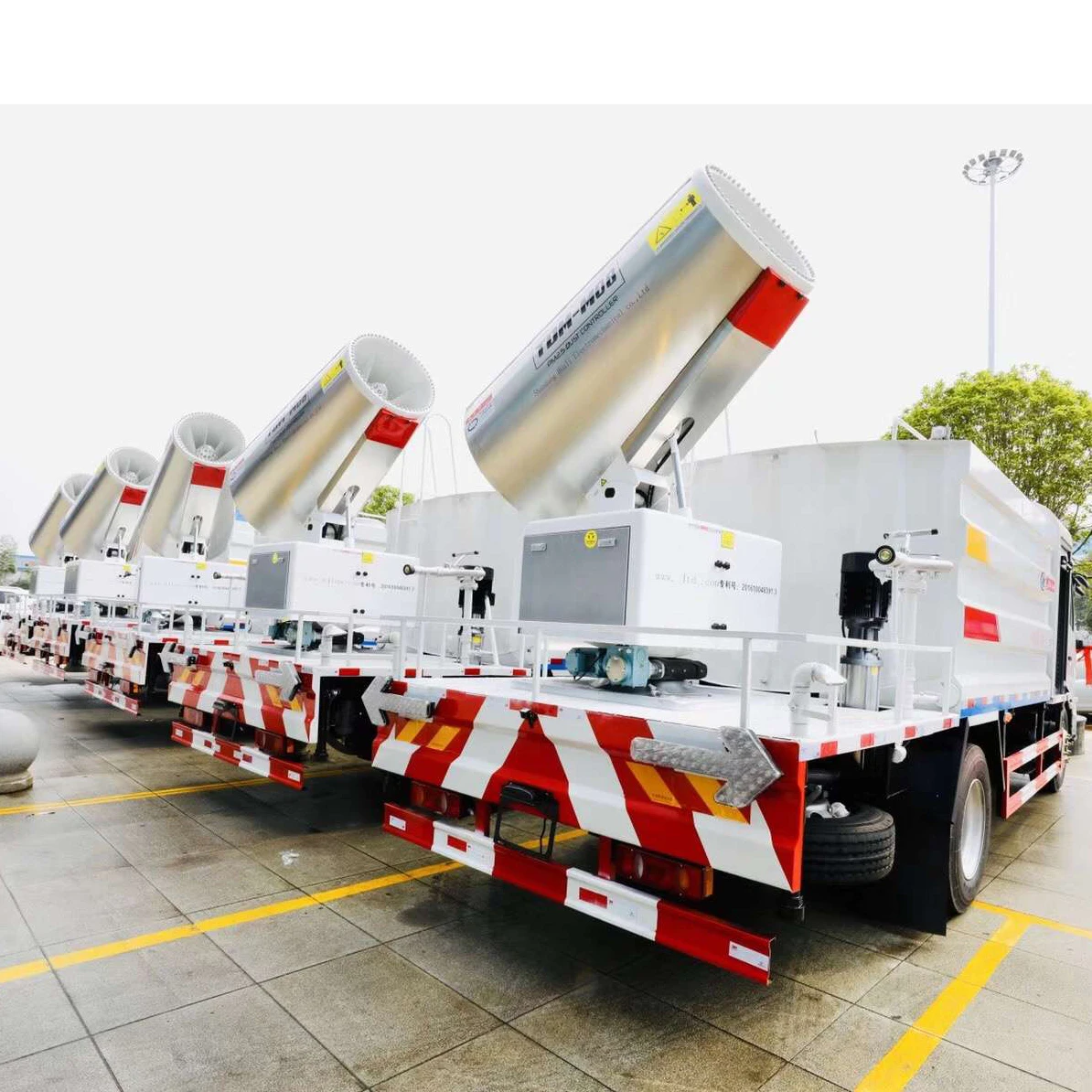 Mobile Type Automatic Fog Cannon Dust Spray Water Mist Cannon From 30m to 120m Fix on Truck