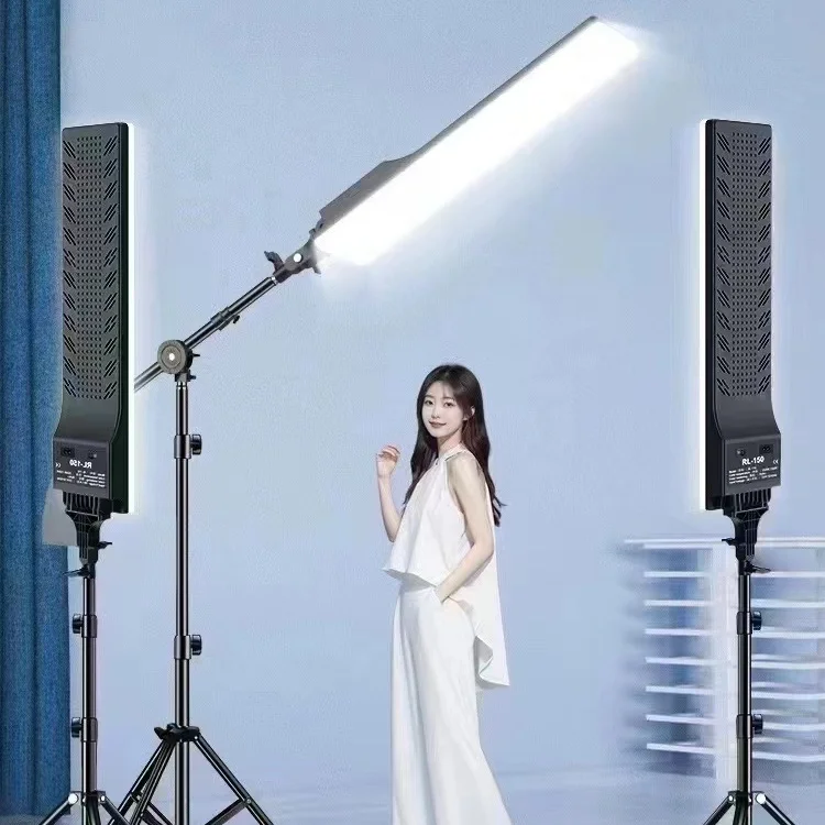 RL 100 LED Video Light with Fill Feature for Camera Vlogging