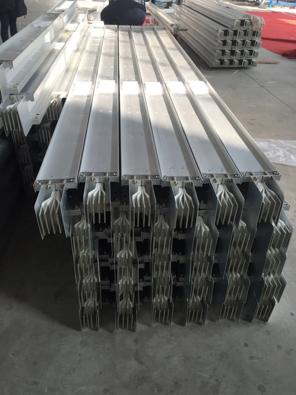 Power Supply Copper and Aluminum 2500A Busbar Bus Duct
