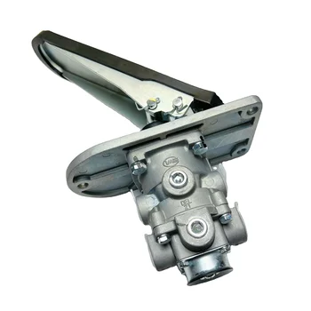 Bus Accessories Brake master cylinder chassis spare part 35ACC-00554 are used for HIGER buses