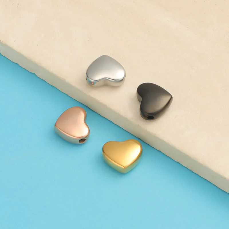 Gold Pendant Jewelry