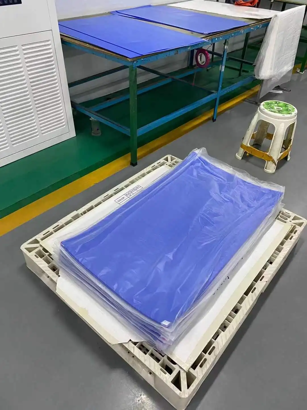 Disposable 30layers Low Density Blue Peelable PE Household Operating Room Hospital Cleanroom Dust Removal Floor Sticky Mats
