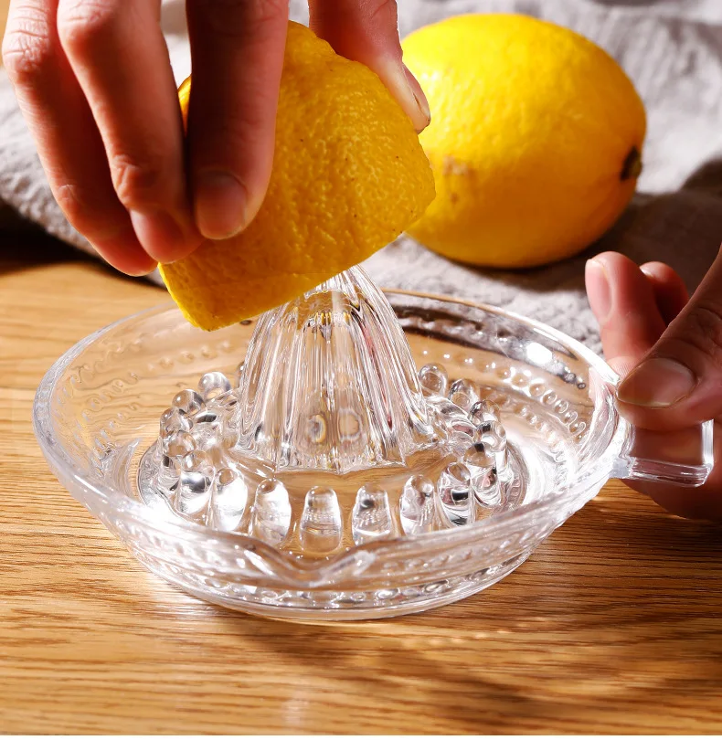 Handheld Lemon Squeezer with Glass and Pour Spout Orange Citrus Juicer with Handle Fruit & Vegetable Tools