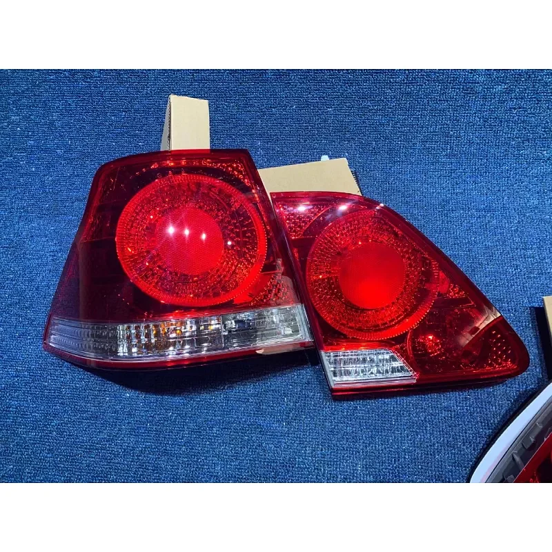 Lanterna Traseira LED de Alta Qualidade para Toyota Crown 2003