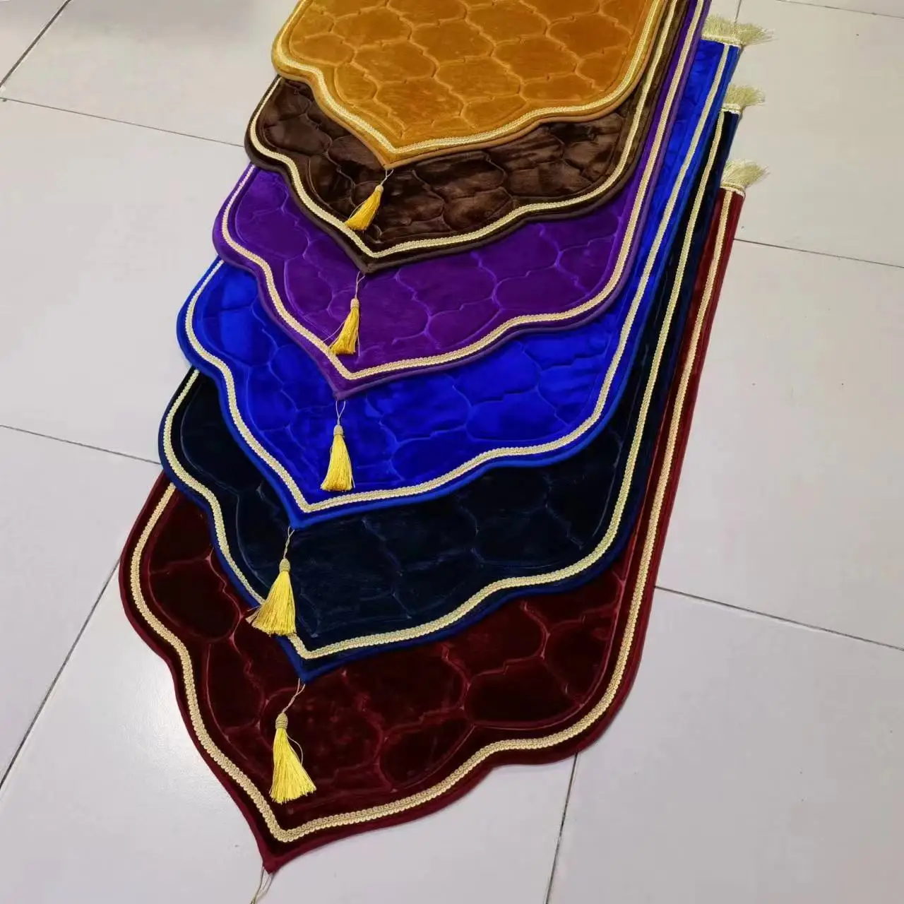 2023 Hot Selling Fashion Tapis De Priere Prayer Rug Islamic White Prayer Mat Makkah_voghion.com