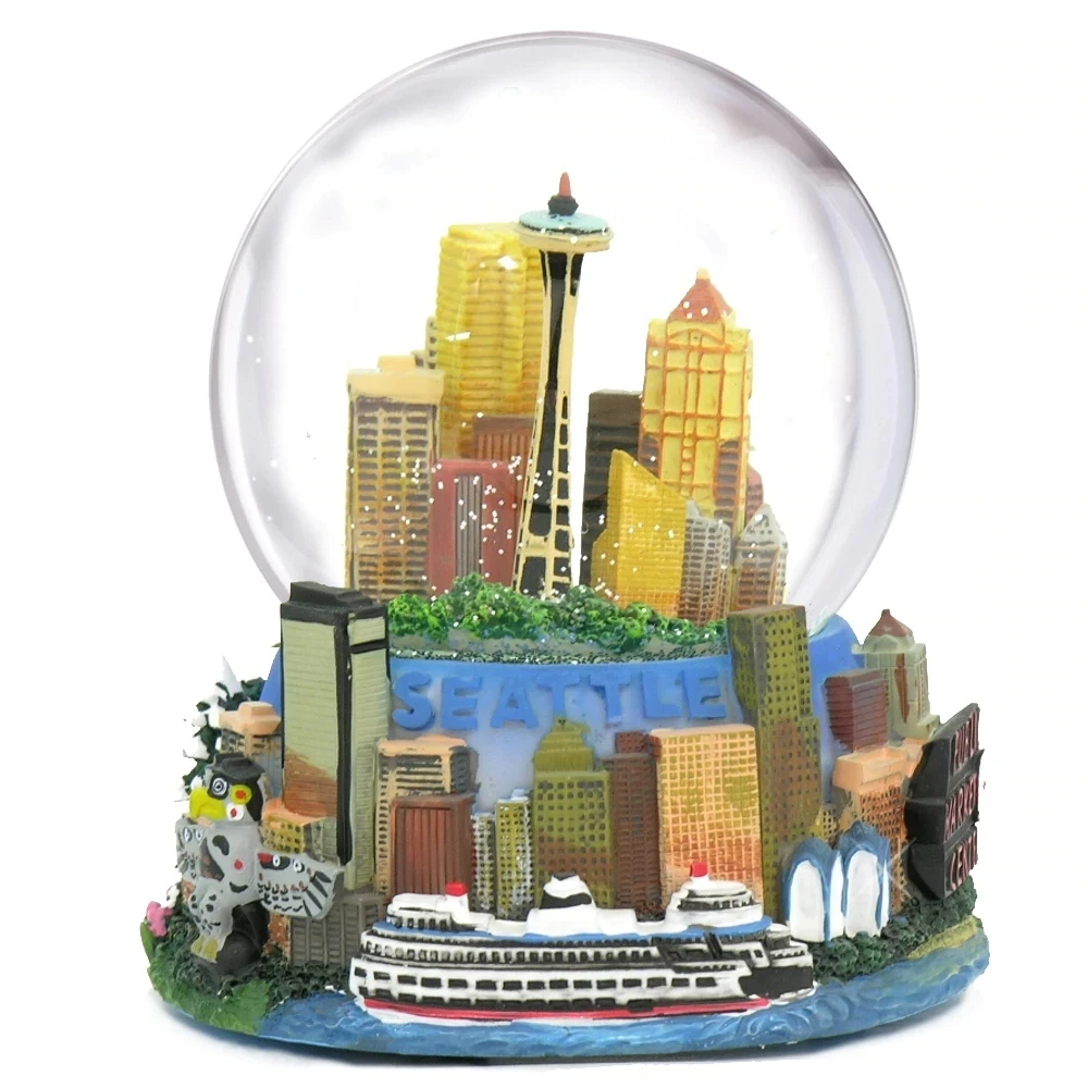 High Quality with Custom Design Polyresin Decorative Souvenir Snow Globe