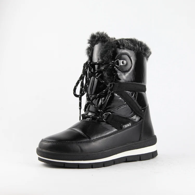 fashionable warm winter boots