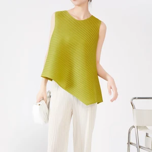 Miyake Pleated Women's Tops Women's Sleeveless Irregular Pleated T-Shirt Clothing Casual Style Loose Fashion Pleated Shirt
