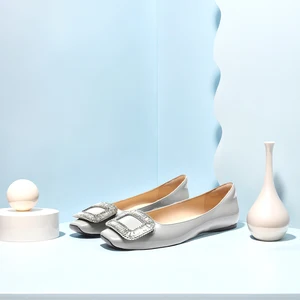 2026 35-43 Women Summer Spring Leather Flat Shoes Slip-On Fashionable Ladies Sandals for Three Colors