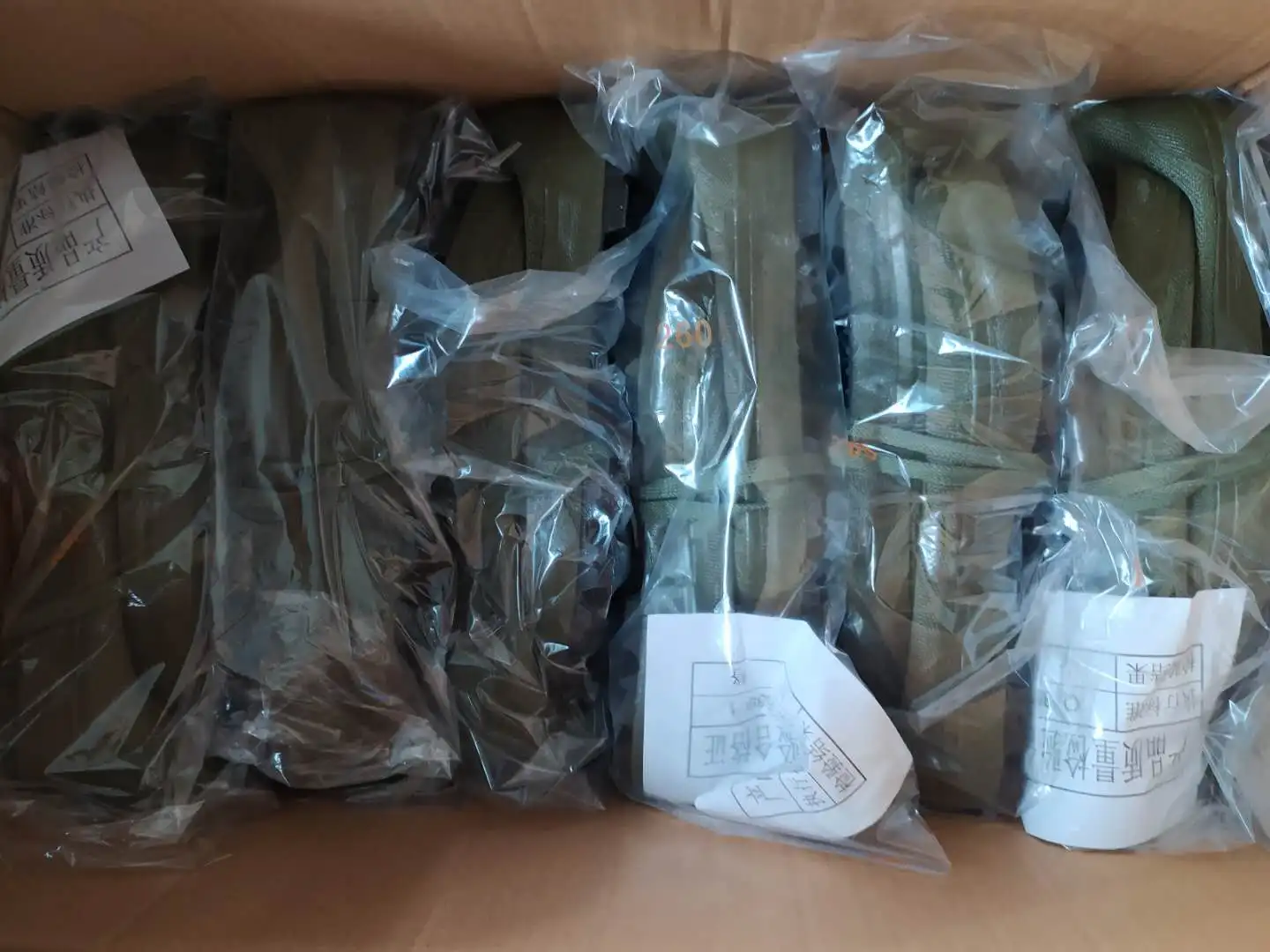 
3539 камуфляжная тренировочная резиновая обувь для сельскохозяйственных работ с высоким вырезом и противоскользящим покрытием 