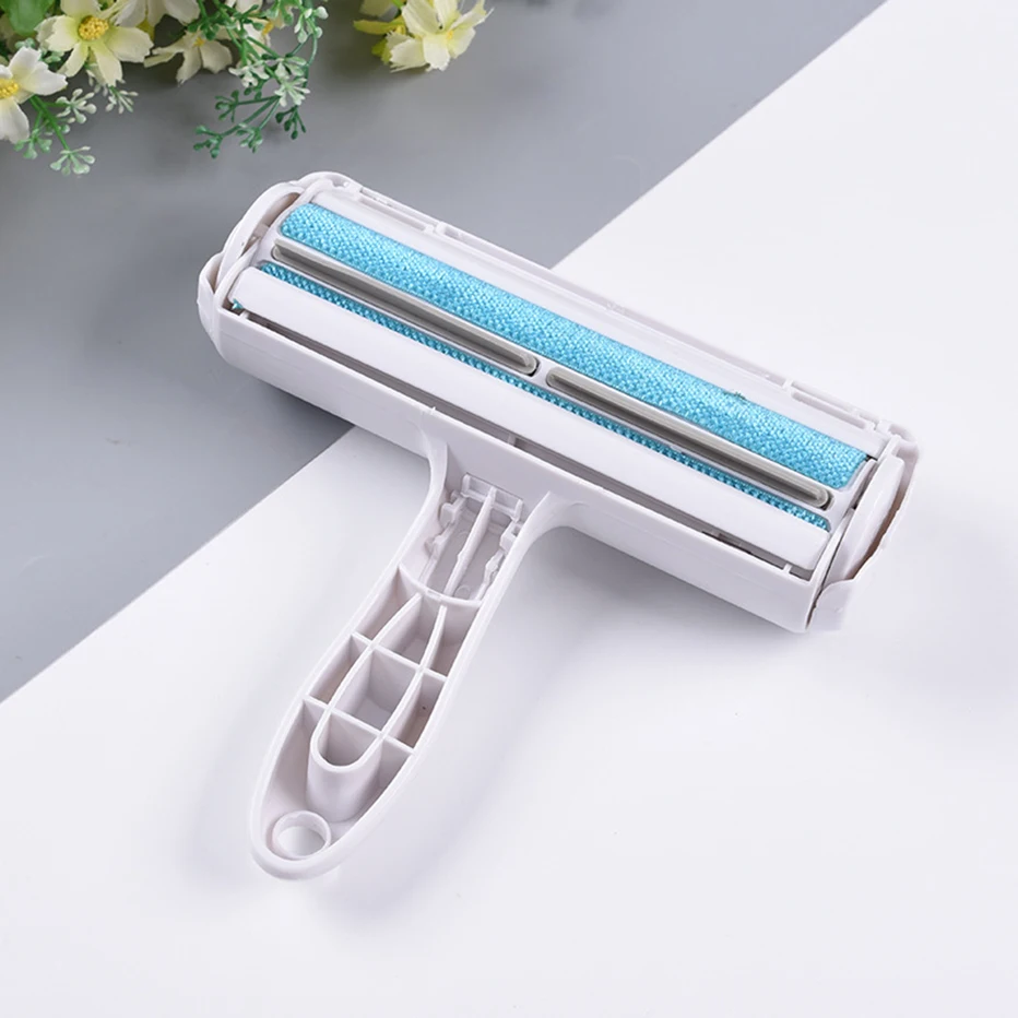 Efficient Pet Hair Removal - Portable Self Cleaning Lint Roller