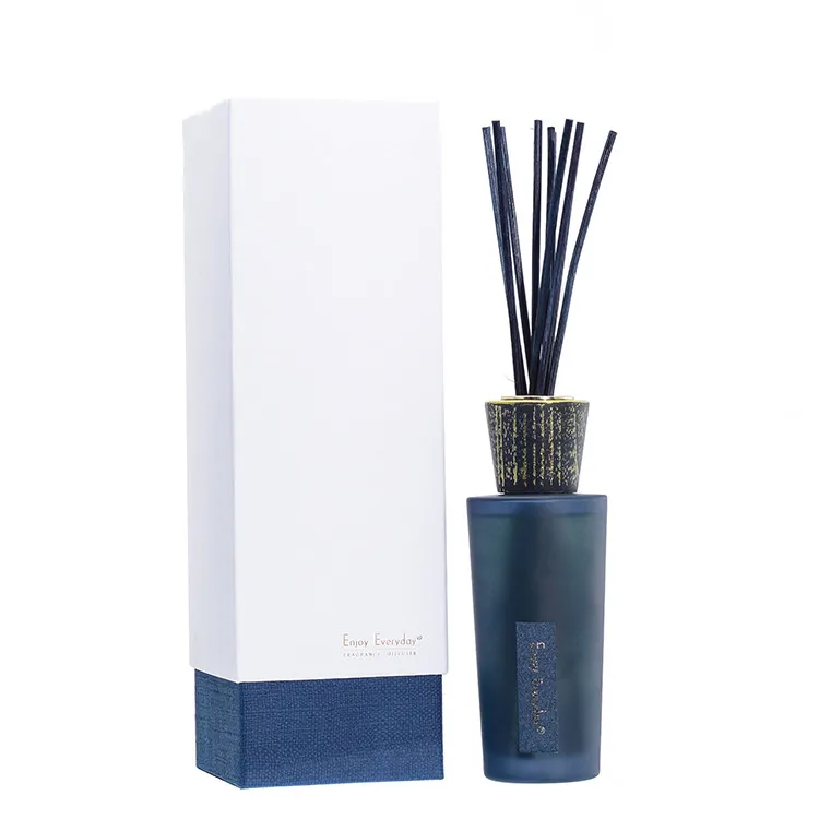product customized wholesale luxury reed diffuser home decoration essential oil diffuser perfume glass bottle reed diffuser gift set330-10
