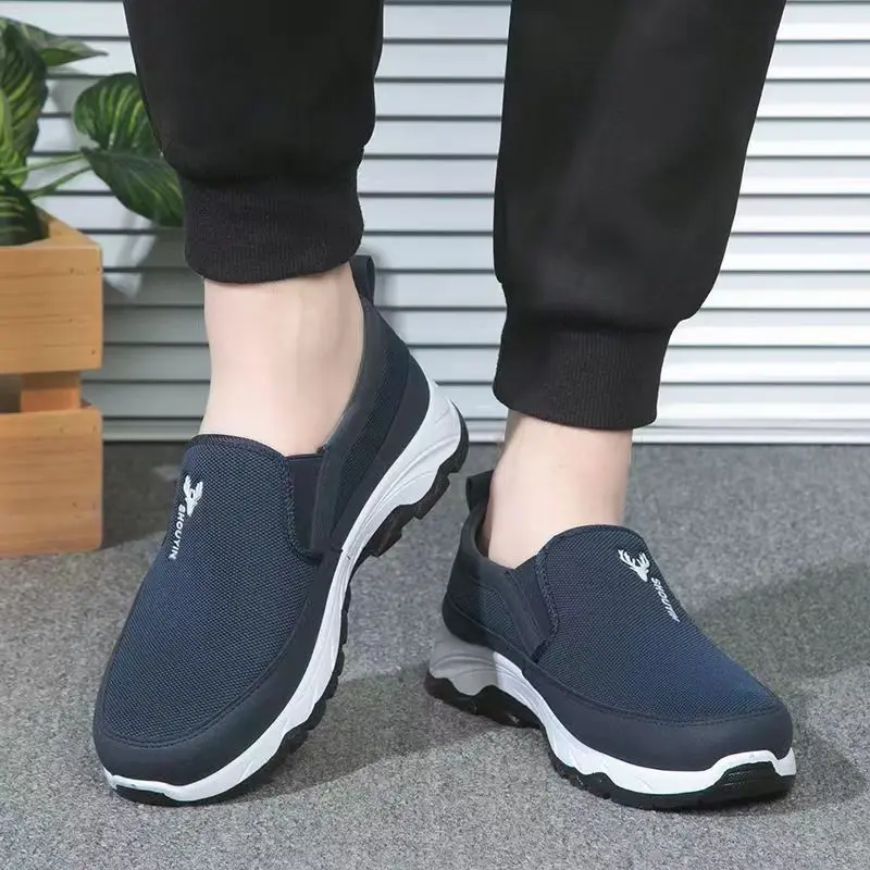 Yatai New Sports Casual Shoes Men's Cloth Shoes Trend Lightweight - Buy ...