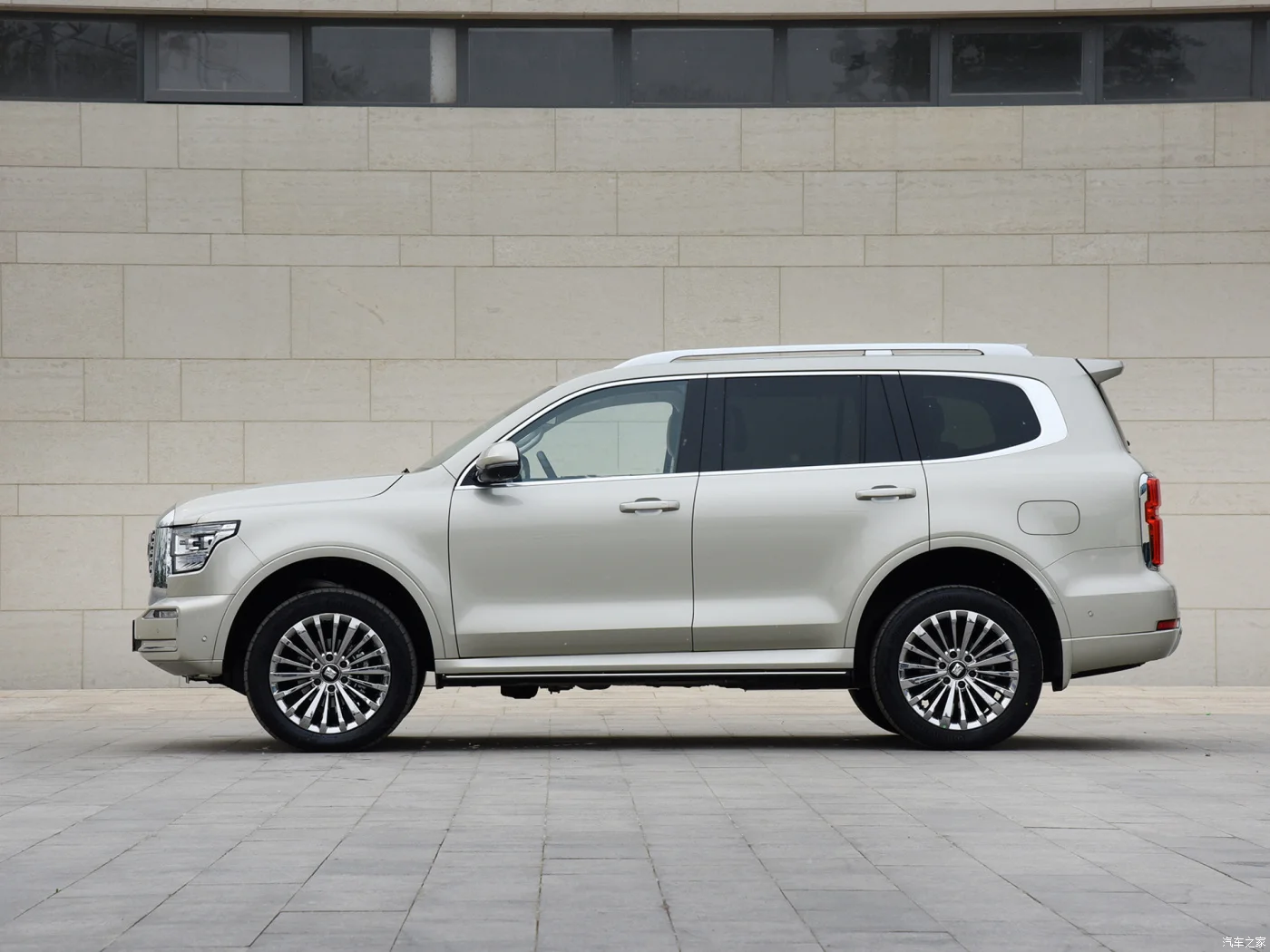 Wey Car 2023 Tank 500 Suv 2.0t Hi4-t Electric Fuel Automatic/manual ...