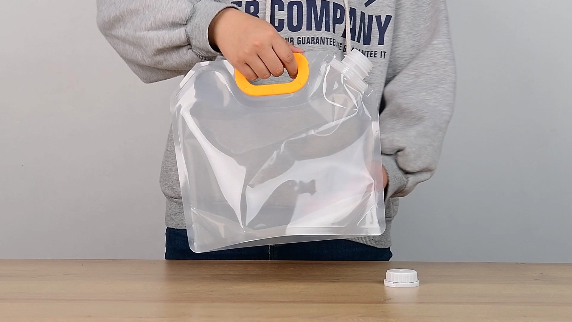 Custom 1.5l 2.5l 5l Plastic Liquid Packaging Bag Stand Up Beer Spout