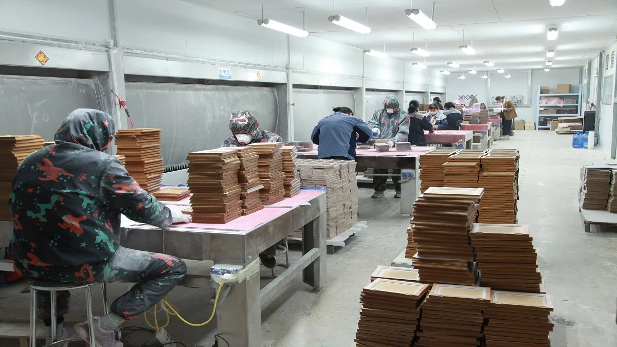 Caoxian Dongxing Arts And Crafts Co., Ltd. 3