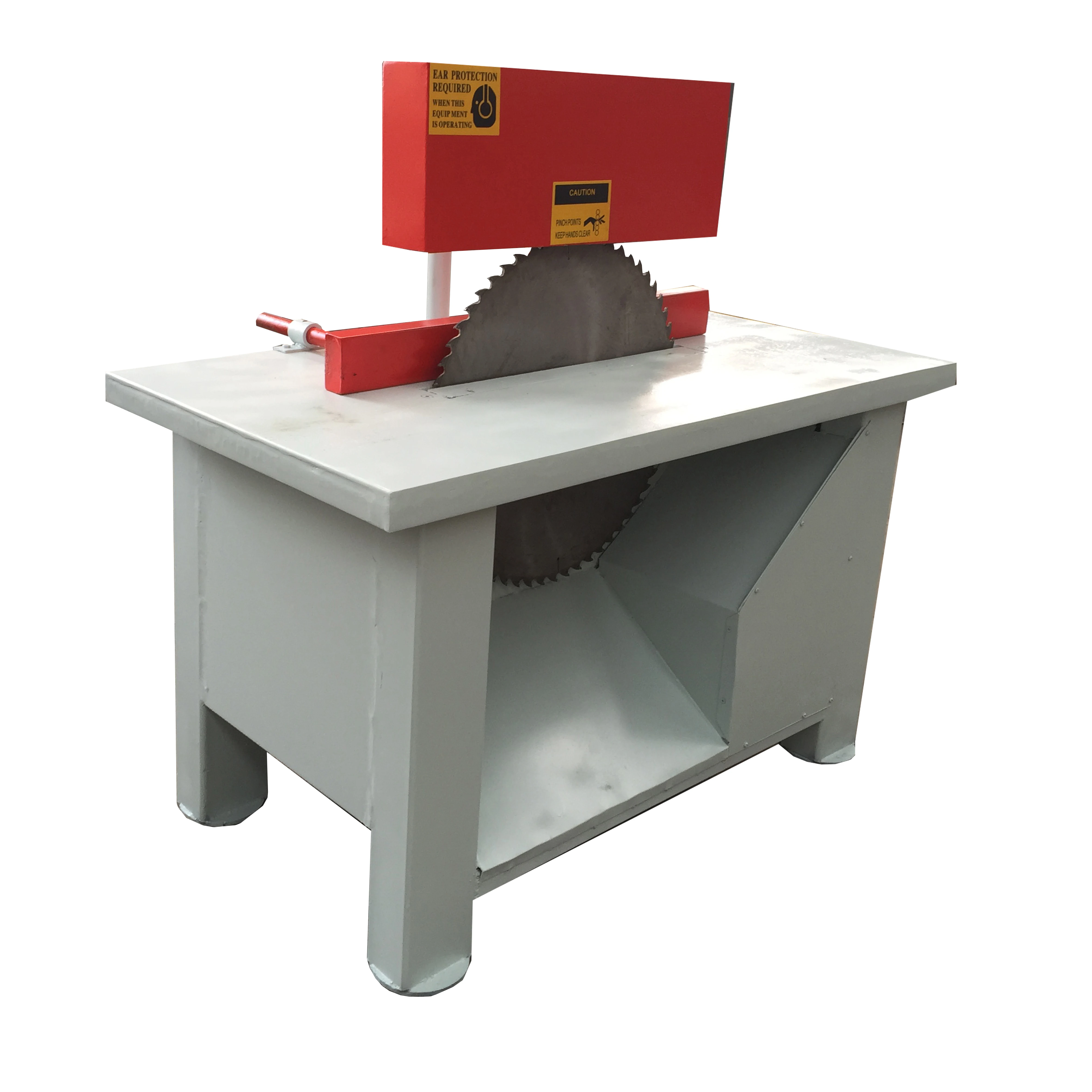 Circular saw for wood cutting