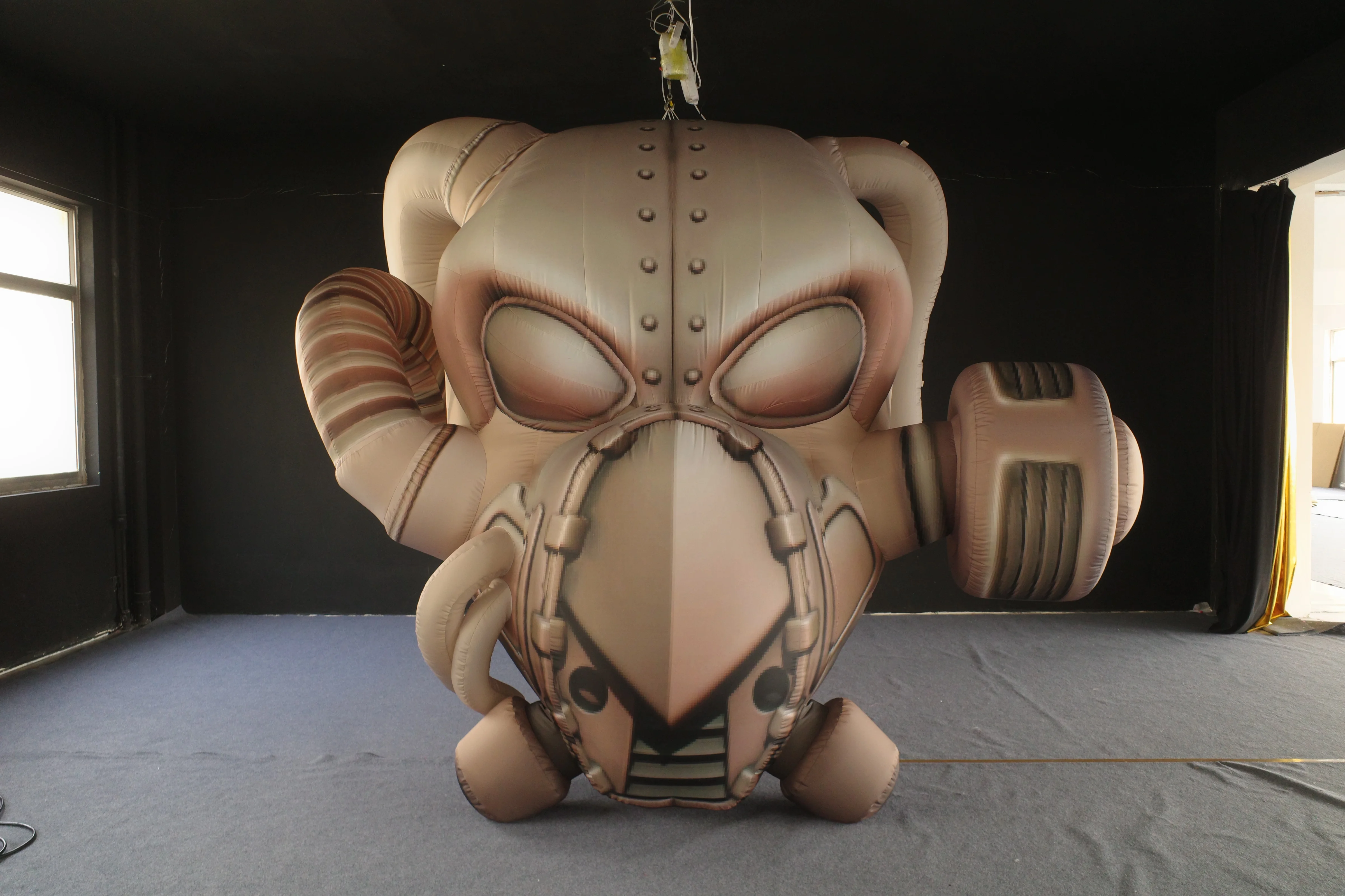 Giant Inflatable Cyberpunk Gas Mask Monster for Halloween, Durable Hanging Advertising Inflatable