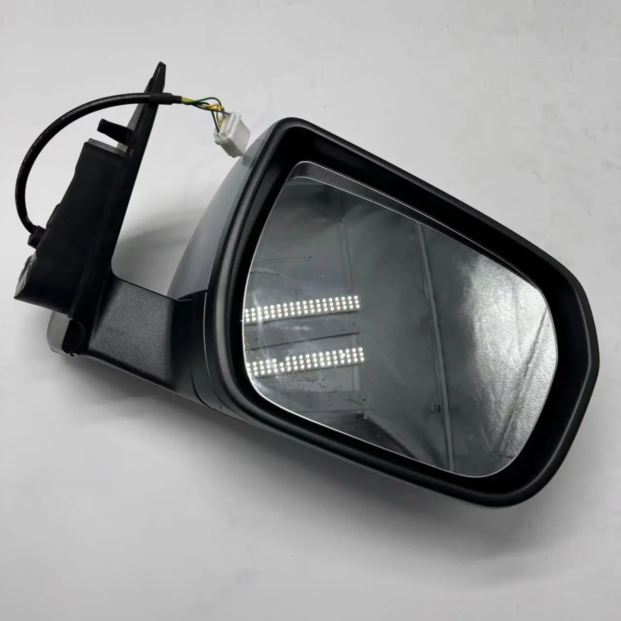 上汽大通T60原装后视镜倒车镜C00049048 C00049049 C00205618 C00205615| Alibaba.com