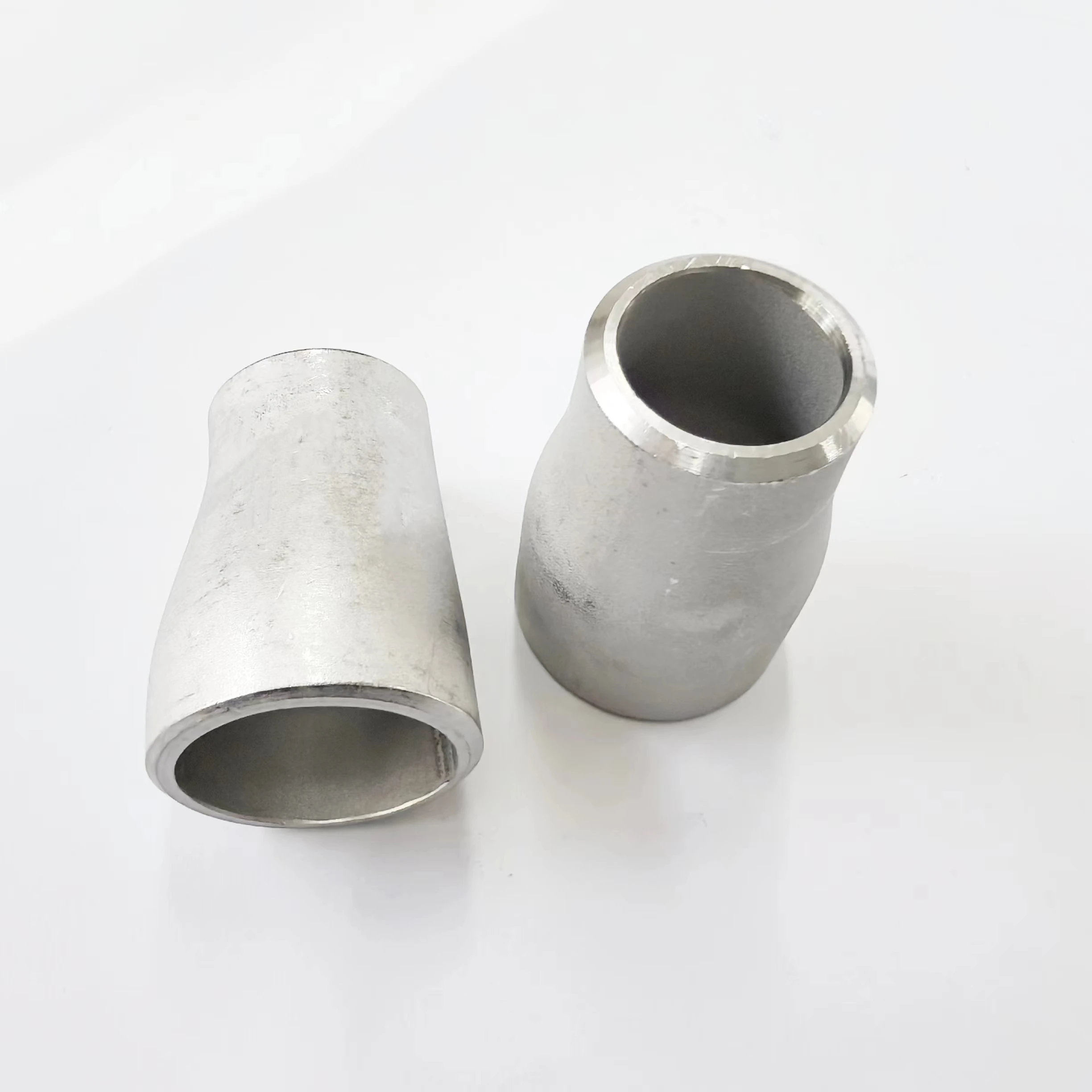 TOBO Stainless steel 304 Sanitary Welded Tri-Clamp Pipe Fitting Concentric Reducer DN32 TO DN20