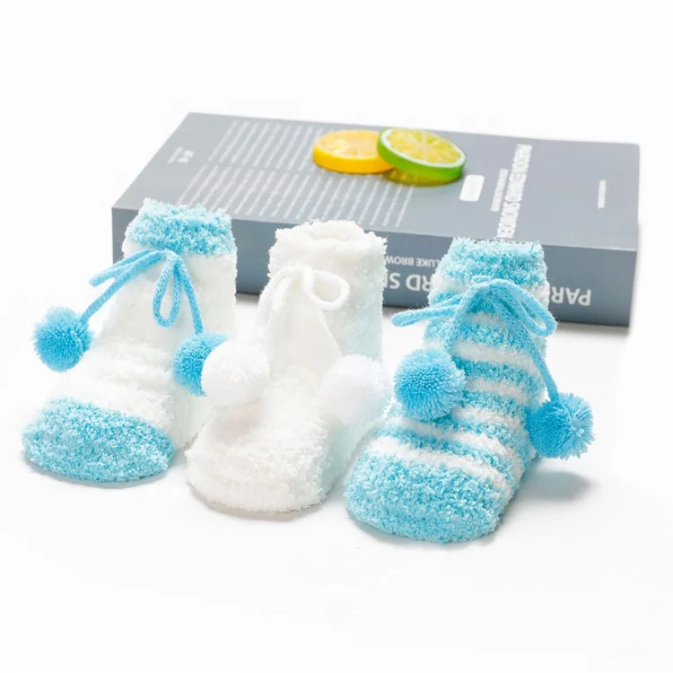Chaussettes Avec Boule Pour Bebes Filles De 0 A 3 Ans Chaussettes De Sol Pour Enfants Chaudes Et Antiderapantes En Velours De Corail Buy L Etage Des Enfants Chaussettes Chaussettes Antiderapantes Bebe Chaussettes Product On Alibaba Com