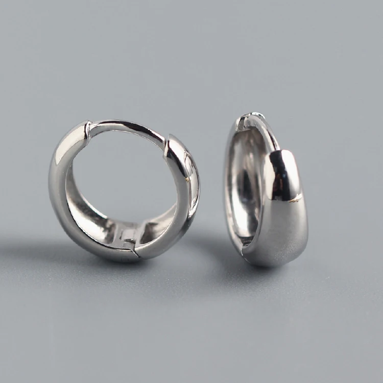Latest Design 925 Sterling Silver 18k Gold Plated Chunky Hoops Women Small Thick Hoop Earrings Gold - Buy Dainty Gold Plated 925 Sterling Silver ...